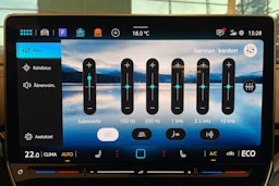 punainen Volkswagen ID.5 2026 kuva 17.