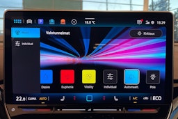 punainen Volkswagen ID.5 2026 kuva 18.