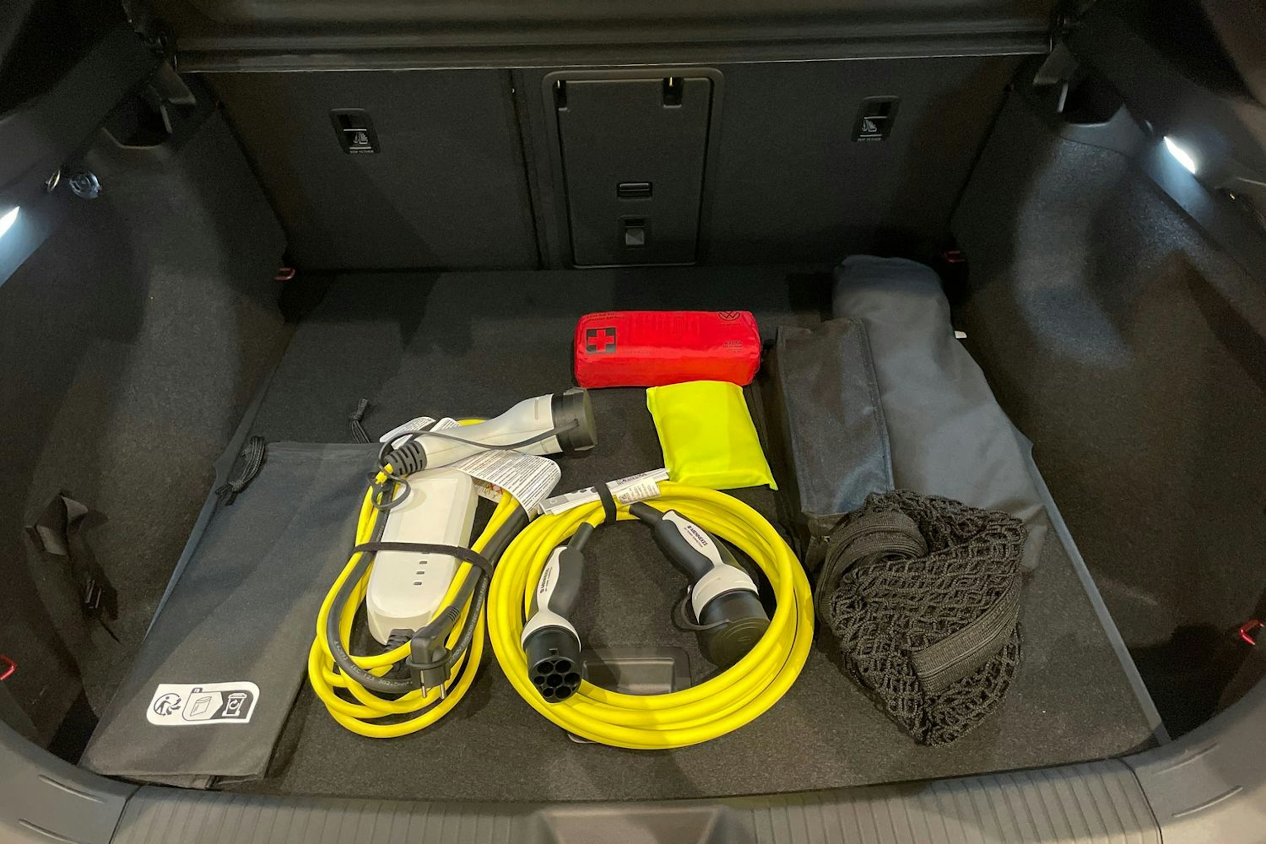 punainen Volkswagen ID.5 2026 kuva 26.