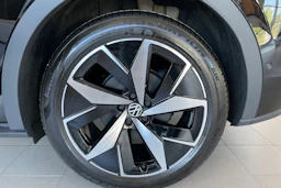 musta Volkswagen ID.5 2026 kuva 10.