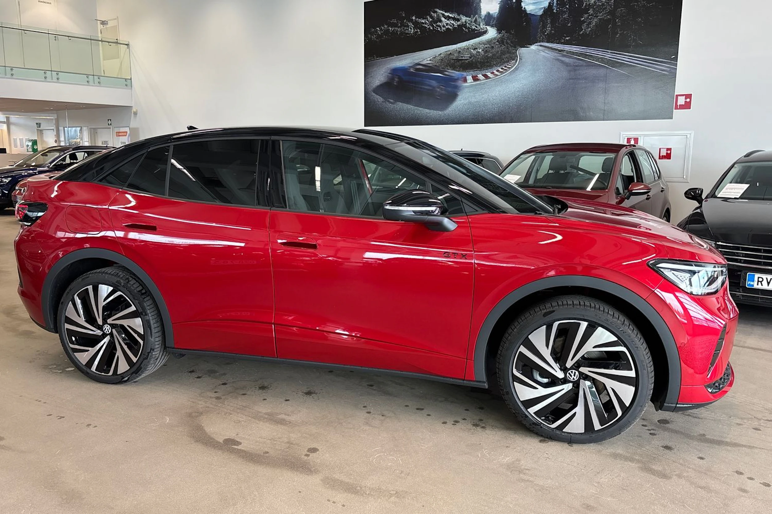punainen Volkswagen ID.5 2026 kuva 11.