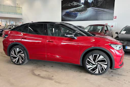 punainen Volkswagen ID.5 2026 kuva 11.