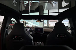 punainen Volkswagen ID.5 2026 kuva 25.
