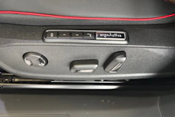 harmaa Volkswagen ID.5 2026 kuva 23.