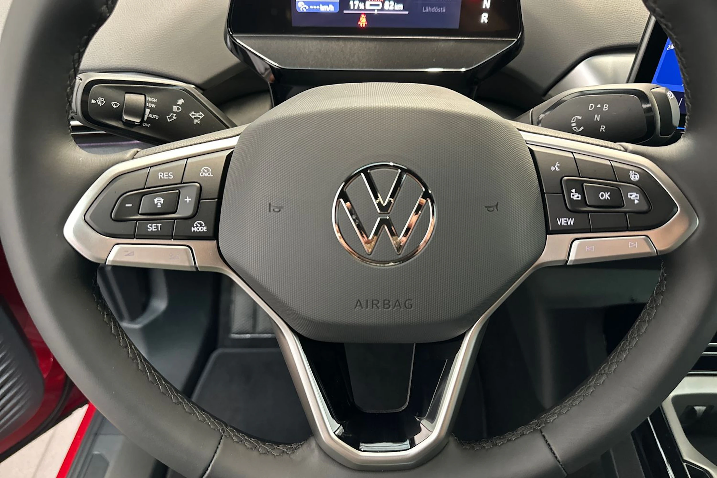 met. punainen Volkswagen ID.5 2026 kuva 13.