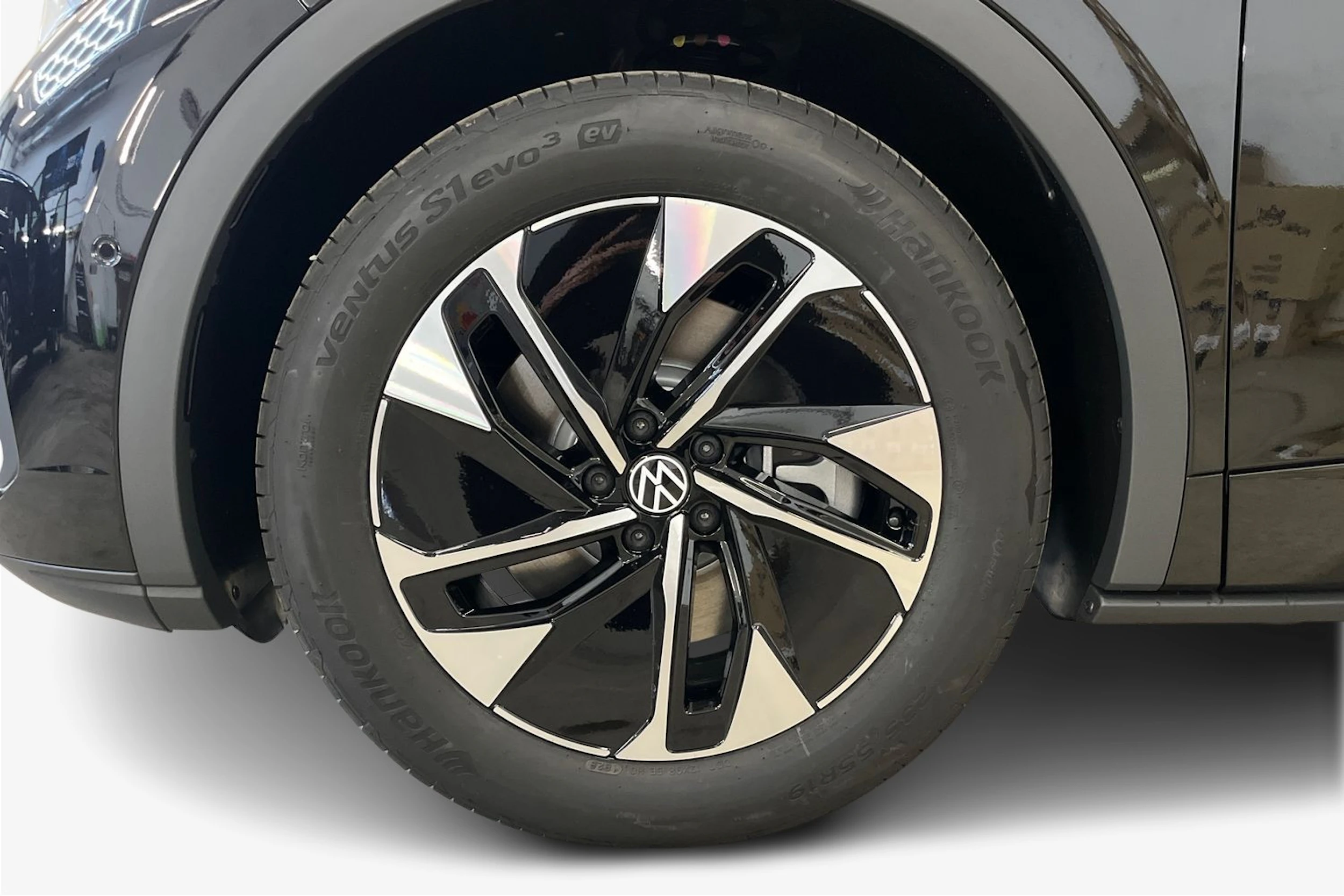 musta Volkswagen ID.5 2026 kuva 9.