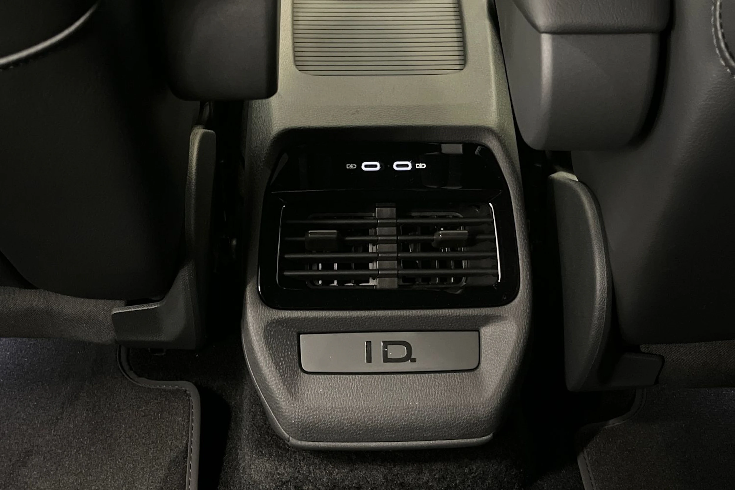 musta Volkswagen ID.5 2026 kuva 14.