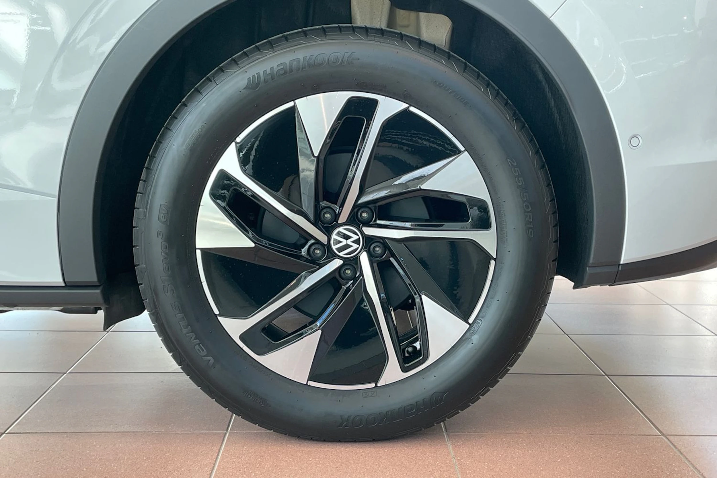 valkoinen Volkswagen ID.5 2026 kuva 10.