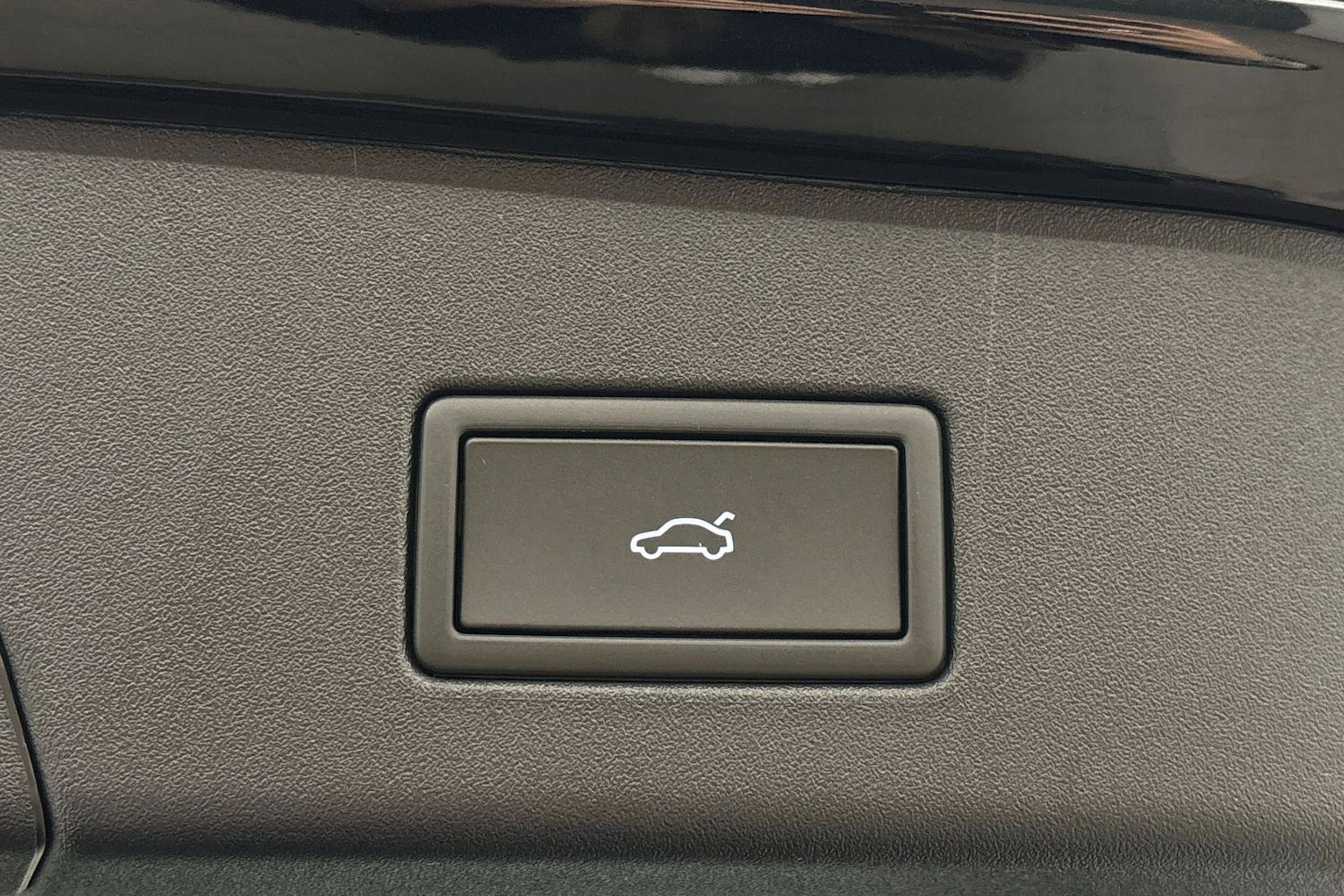 met. musta Volkswagen ID.5 2027 kuva 28.