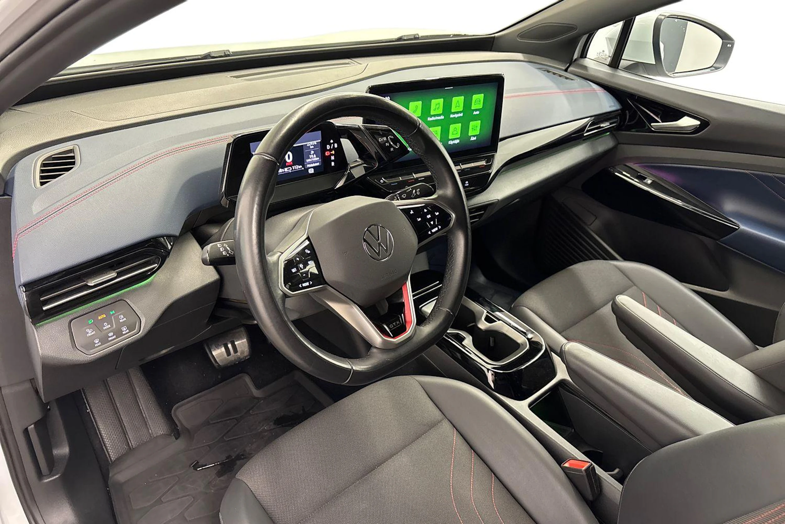 valkoinen Volkswagen ID.5 2022 kuva 6.