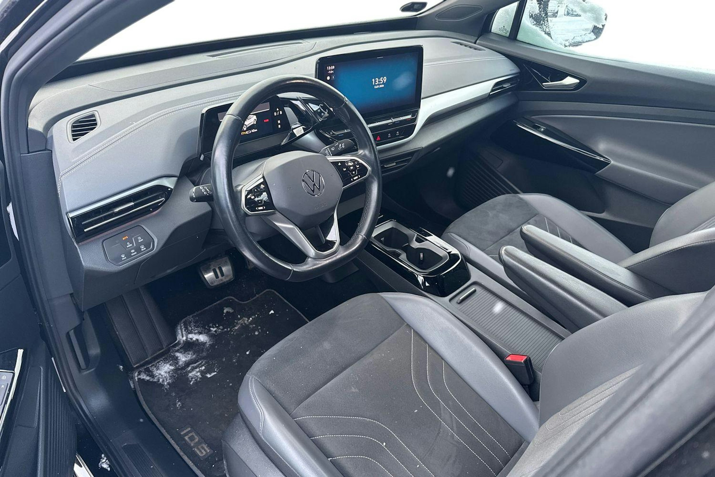 Musta Volkswagen ID.5 PRO 150 KW 2023 kuva 3.