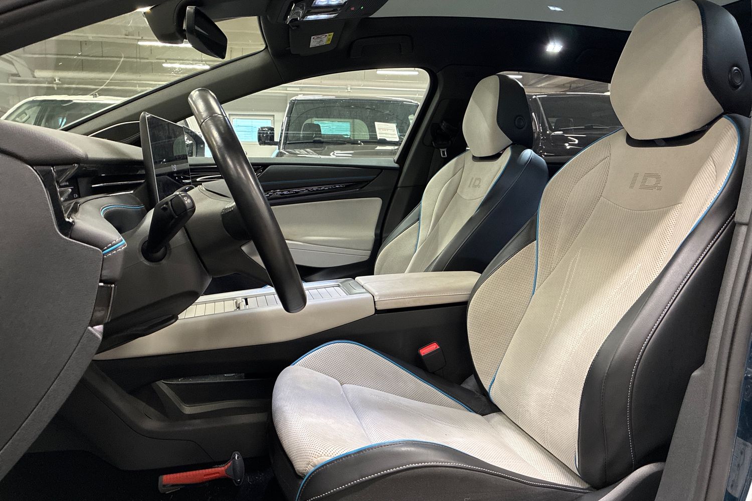 Volkswagen ID.7 Pro Business Max 2024, bild 4/9