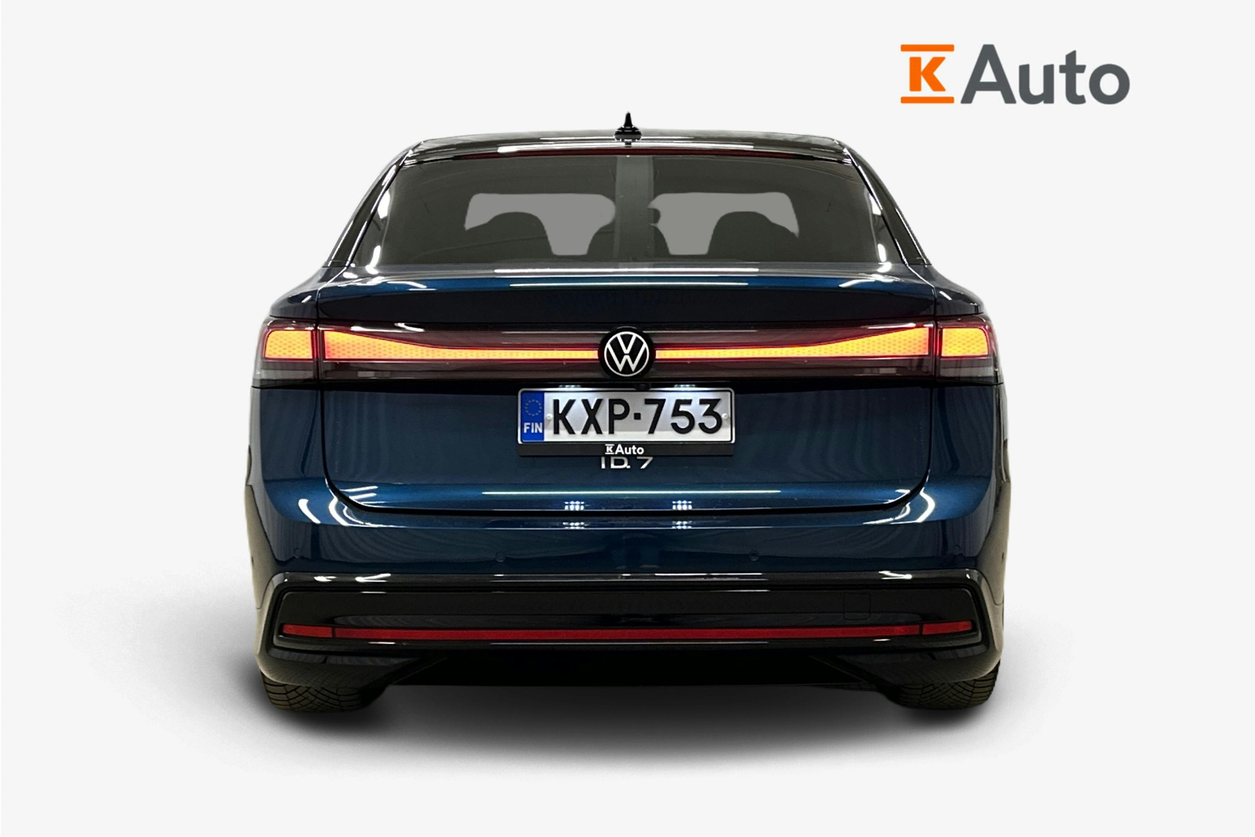 sininen Volkswagen ID.7 2023 kuva 3.