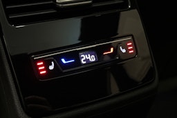 sininen Volkswagen ID.7 2023 kuva 17.