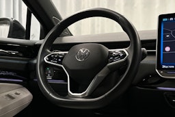 sininen Volkswagen ID.7 2023 kuva 21.