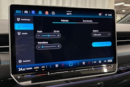 sininen Volkswagen ID.7 2023 kuva 34.