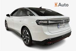 valkoinen Volkswagen ID.7 2023 kuva 2.