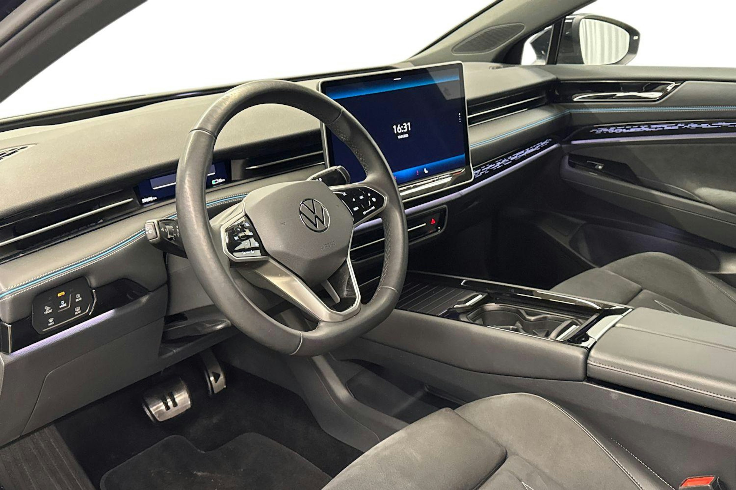 met. musta Volkswagen ID.7 2024 kuva 7.