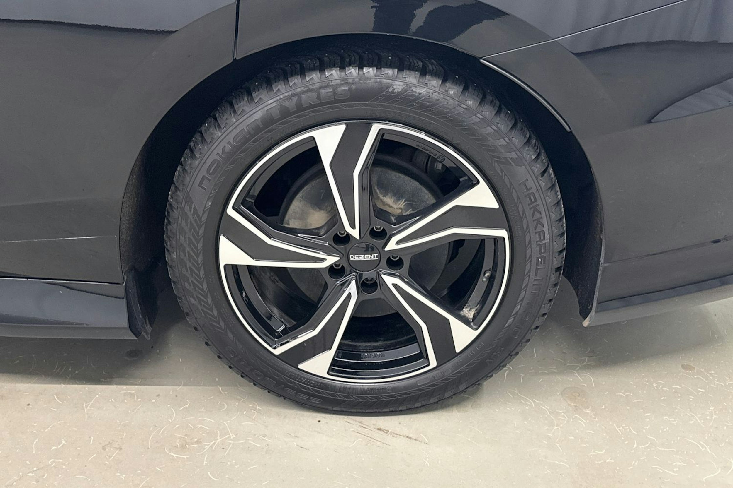 met. musta Volkswagen ID.7 2024 kuva 13.