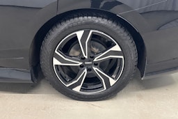 met. musta Volkswagen ID.7 2024 kuva 13.