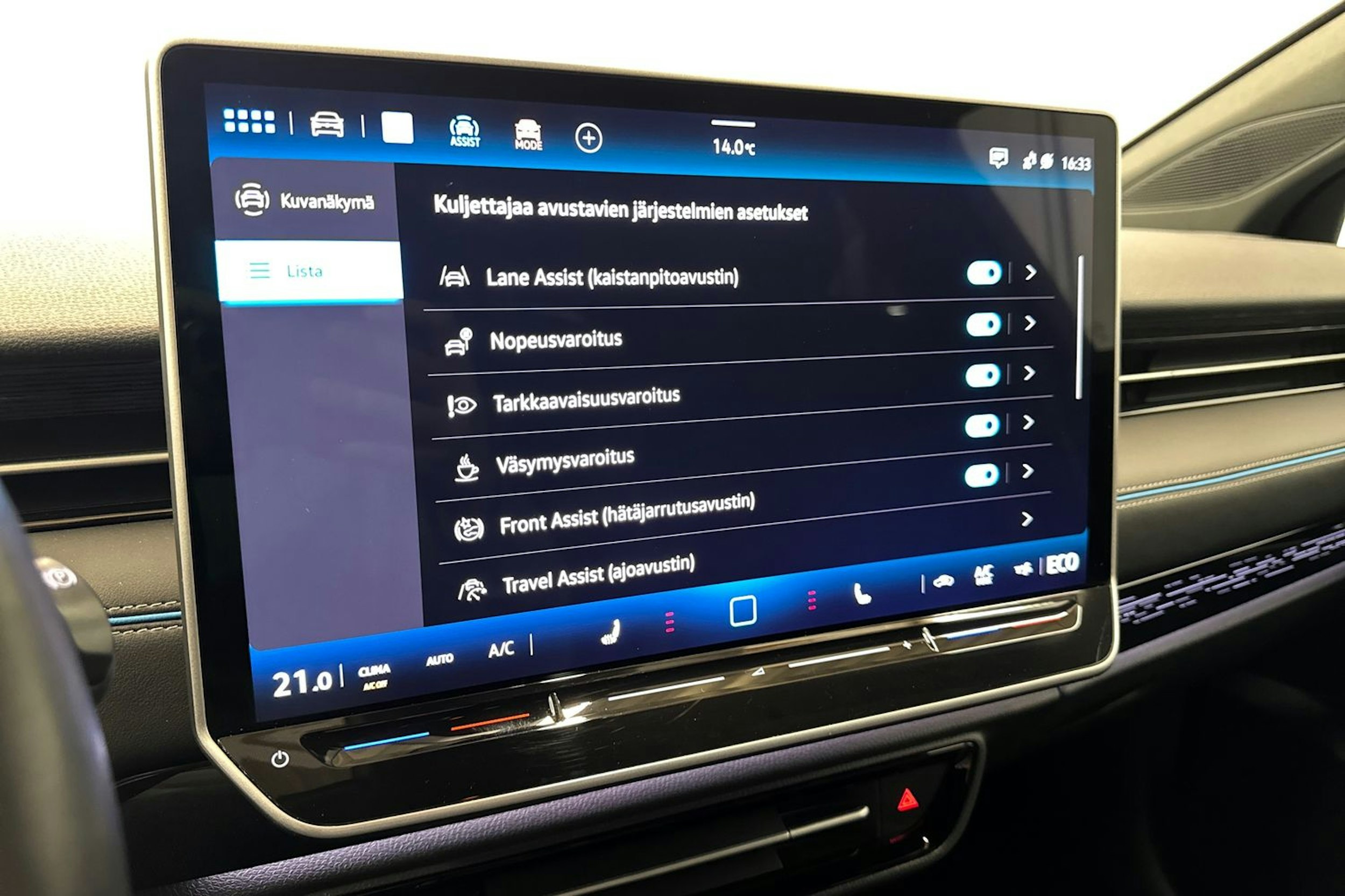 met. musta Volkswagen ID.7 2024 kuva 21.