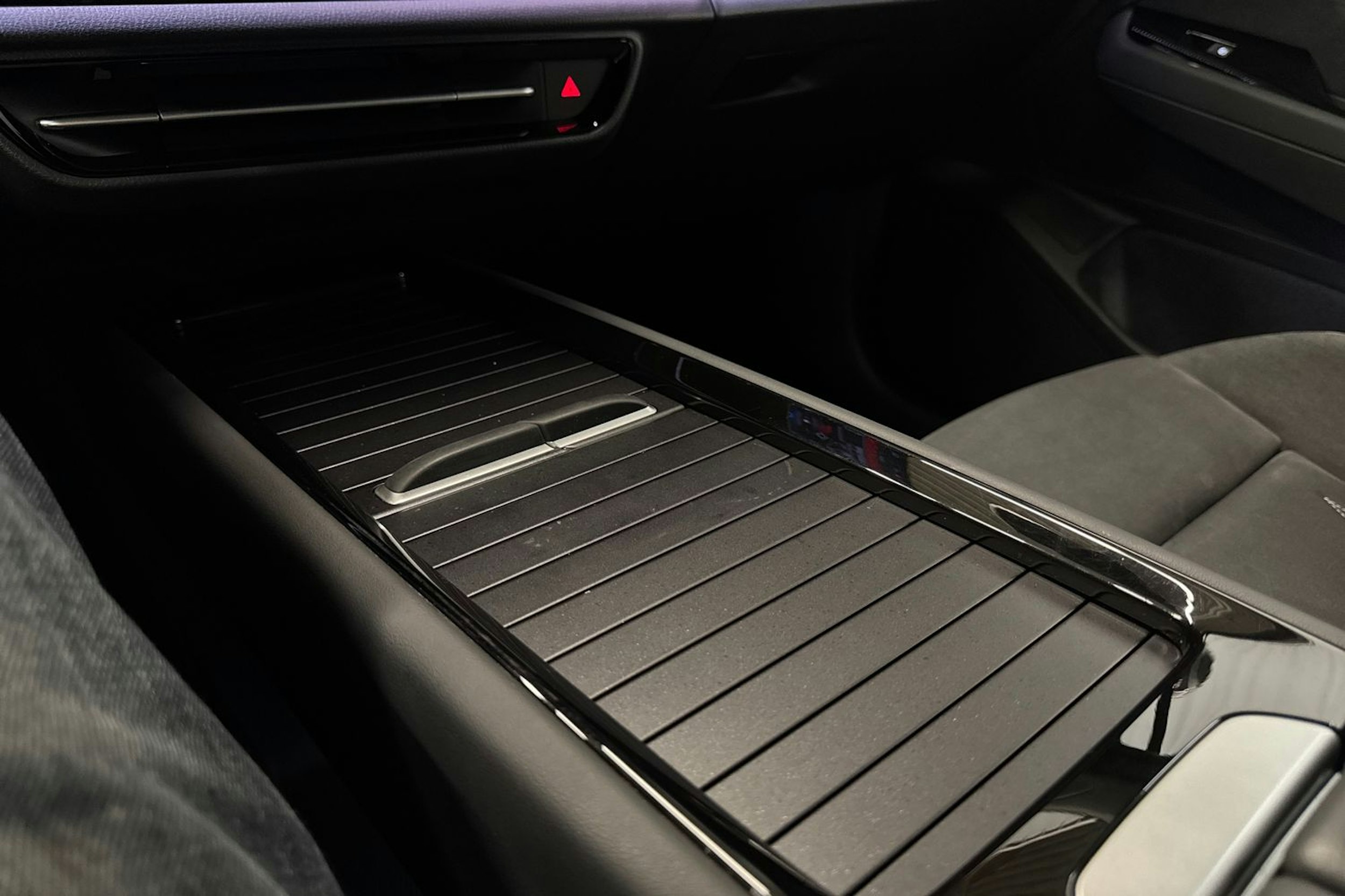 met. musta Volkswagen ID.7 2024 kuva 26.