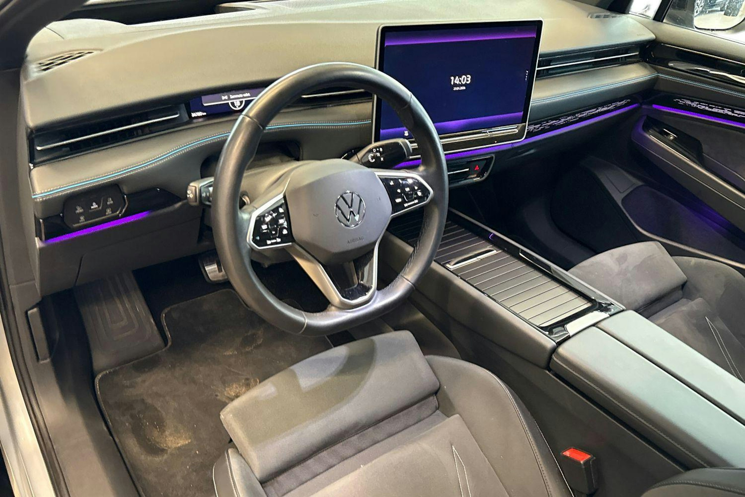 harmaa Volkswagen ID.7 2024 kuva 7.