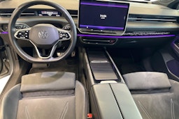 harmaa Volkswagen ID.7 2024 kuva 9.