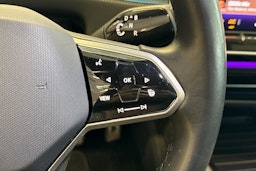 harmaa Volkswagen ID.7 2024 kuva 16.