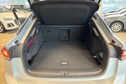 harmaa Volkswagen ID.7 2024 kuva 23.