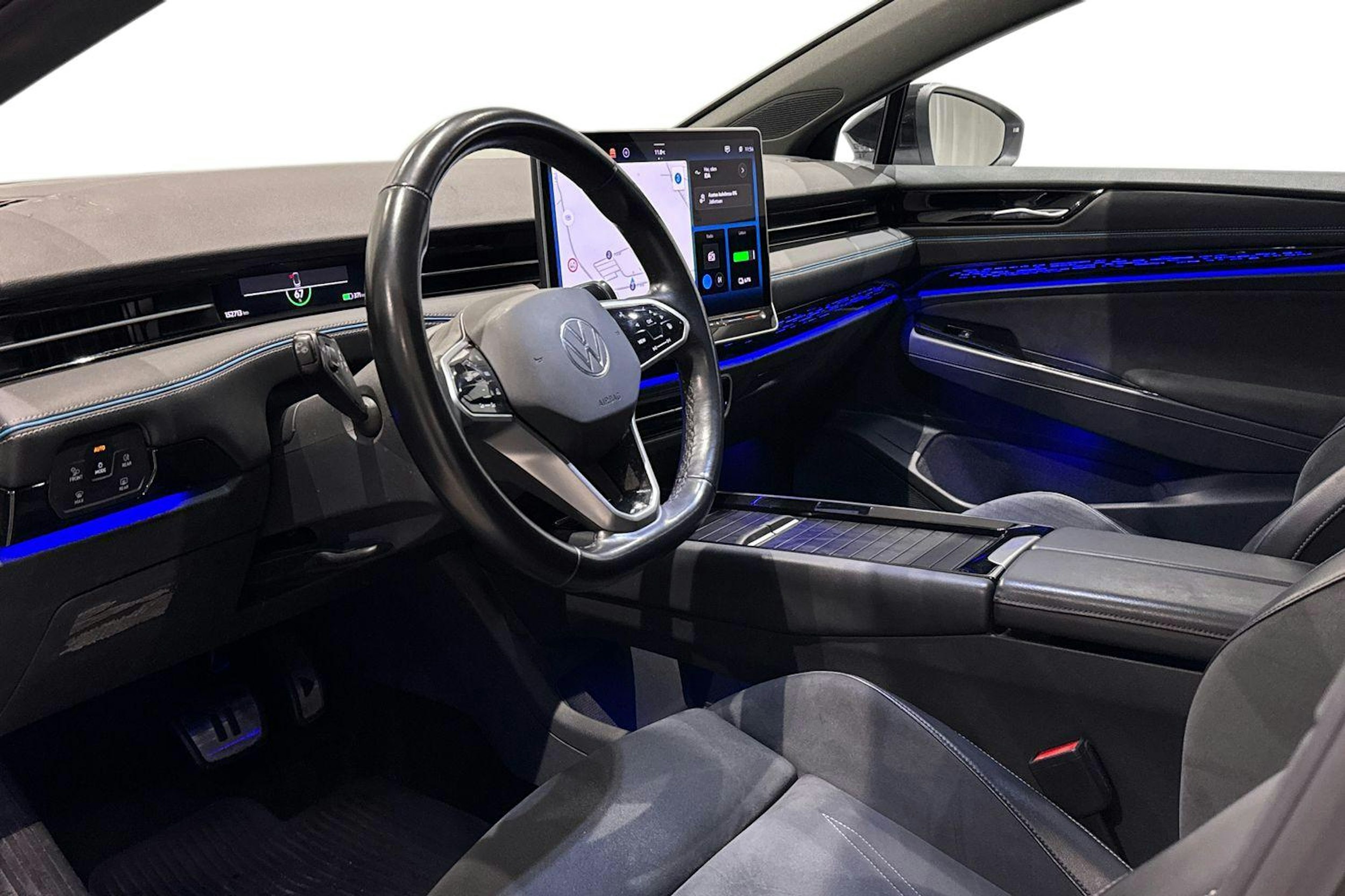 valkoinen Volkswagen ID.7 2024 kuva 7.