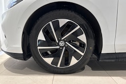 valkoinen Volkswagen ID.7 2024 kuva 11.