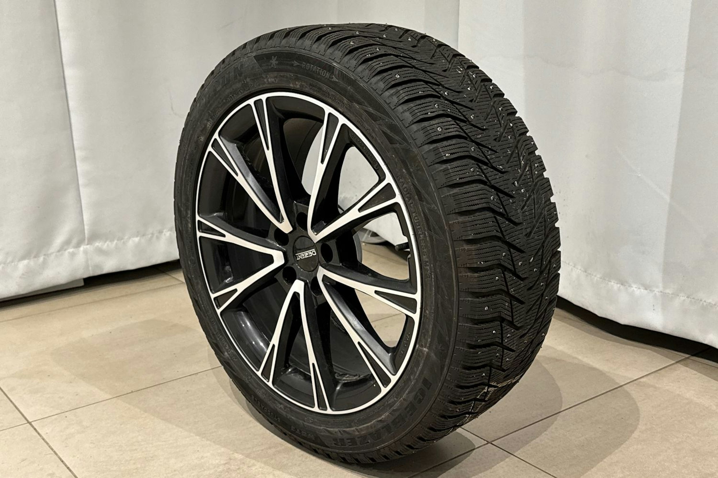 valkoinen Volkswagen ID.7 2024 kuva 14.