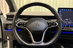 valkoinen Volkswagen ID.7 2024 kuva 18.