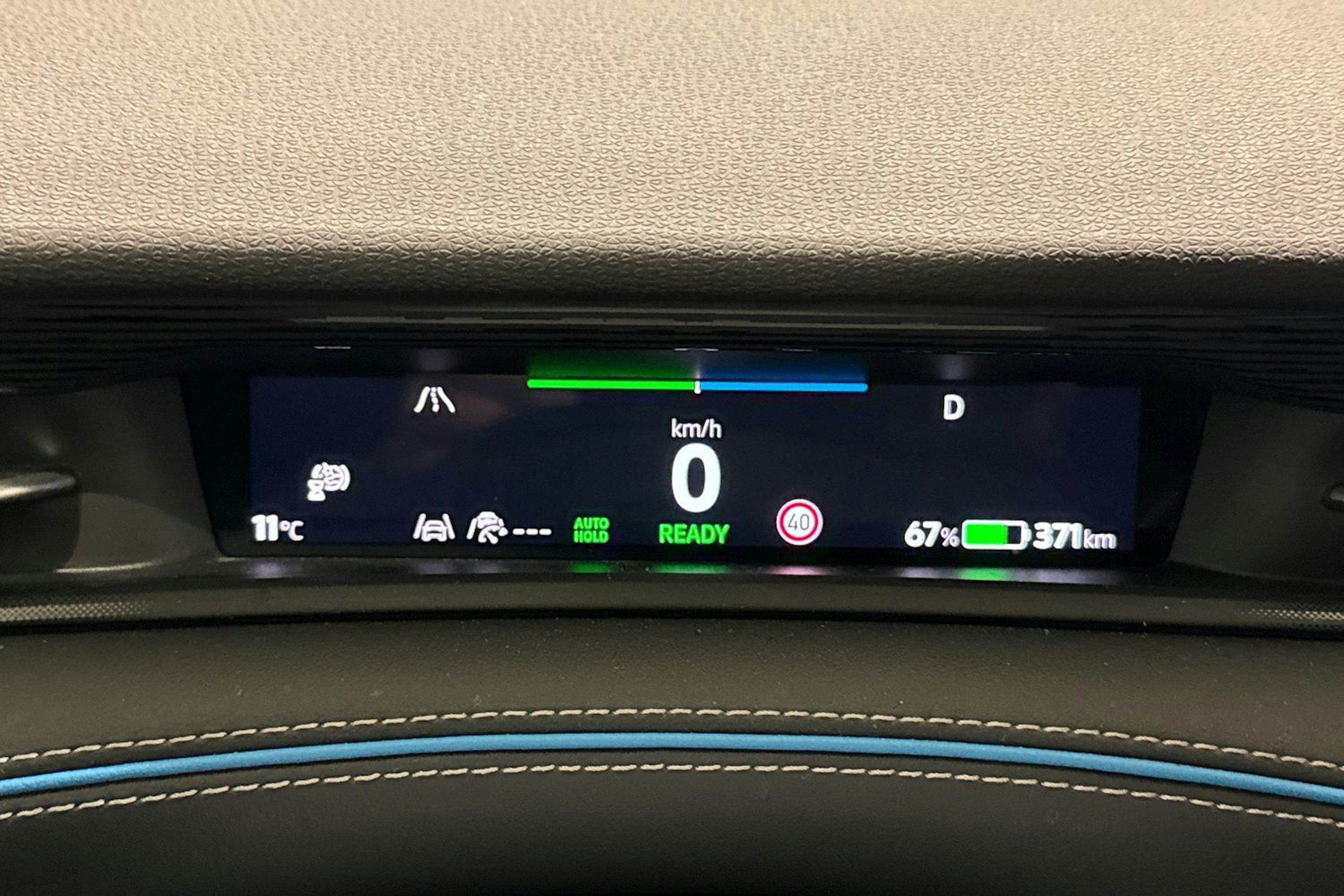 valkoinen Volkswagen ID.7 2024 kuva 19.