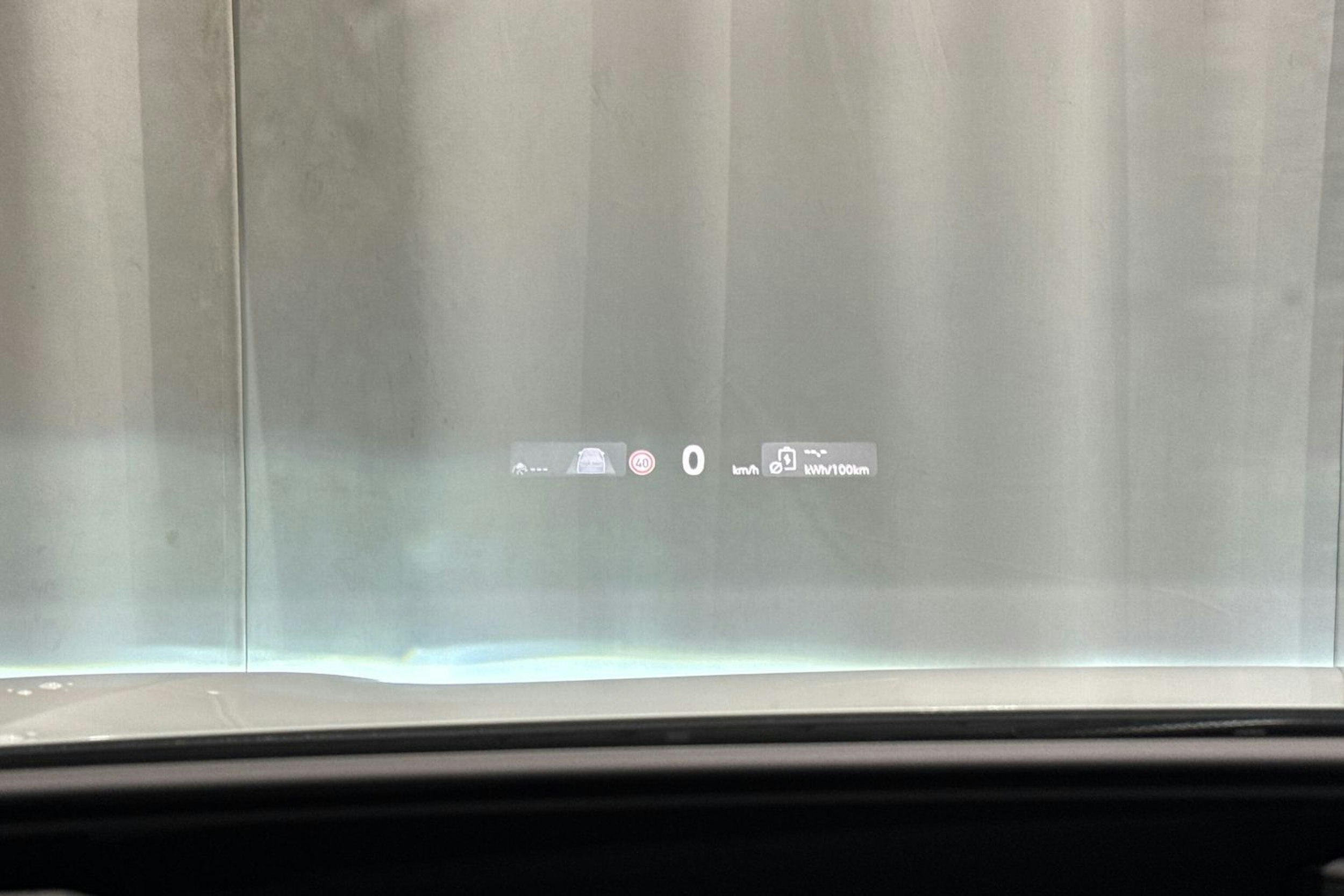 valkoinen Volkswagen ID.7 2024 kuva 20.