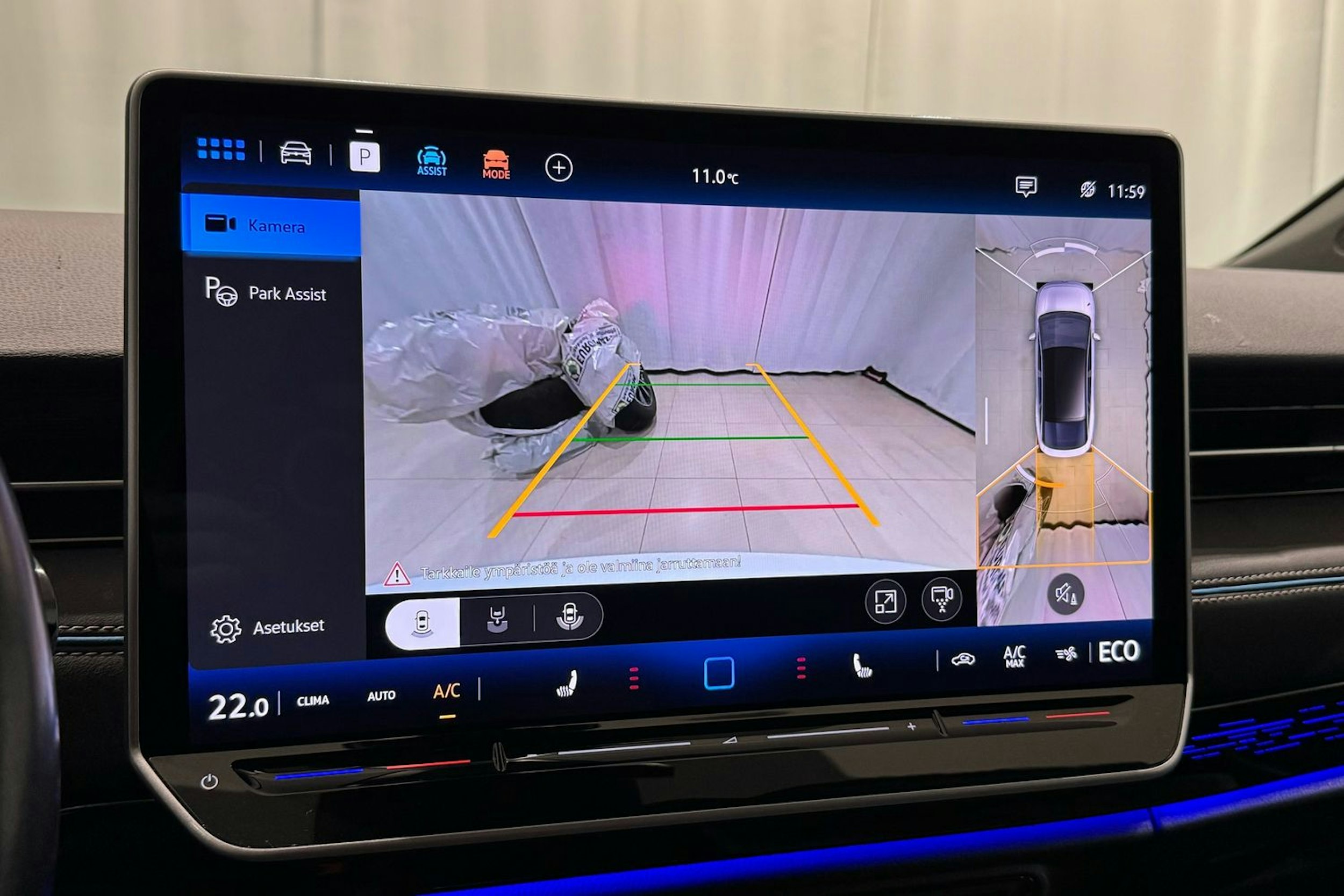 valkoinen Volkswagen ID.7 2024 kuva 23.