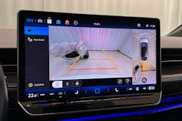 valkoinen Volkswagen ID.7 2024 kuva 23.