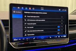 valkoinen Volkswagen ID.7 2024 kuva 28.