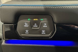 valkoinen Volkswagen ID.7 2024 kuva 31.