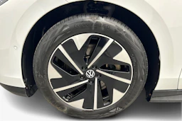 valkoinen Volkswagen ID.7 2024 kuva 9.