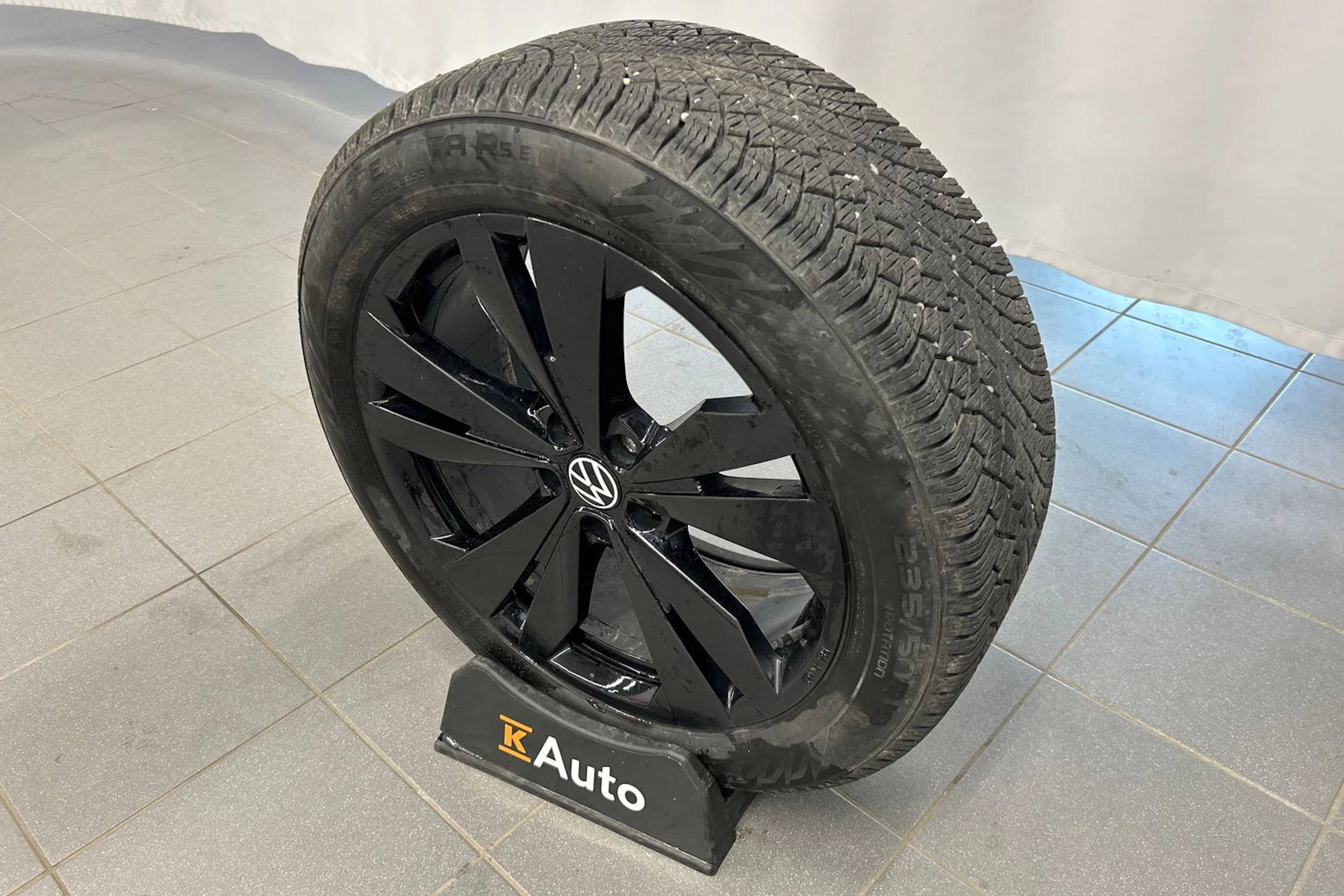 valkoinen Volkswagen ID.7 2024 kuva 16.