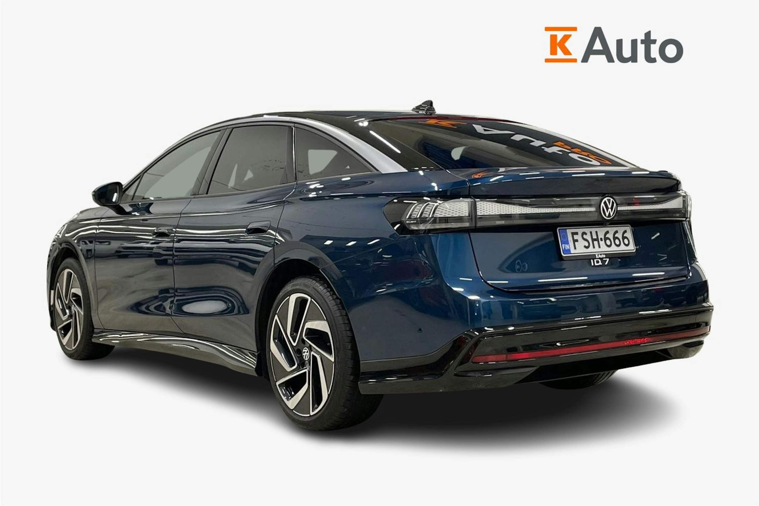 sininen Volkswagen ID.7 2024 kuva 2.