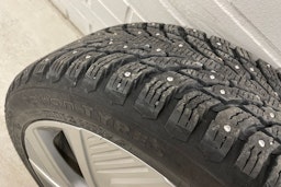 sininen Volkswagen ID.7 2024 kuva 36.