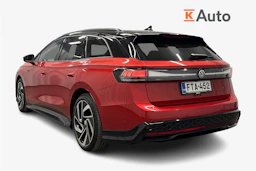 punainen Volkswagen ID.7 2024 kuva 2.