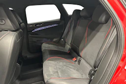 punainen Volkswagen ID.7 2024 kuva 8.