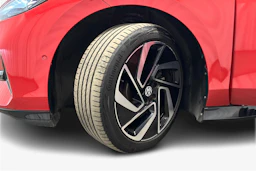 punainen Volkswagen ID.7 2024 kuva 9.