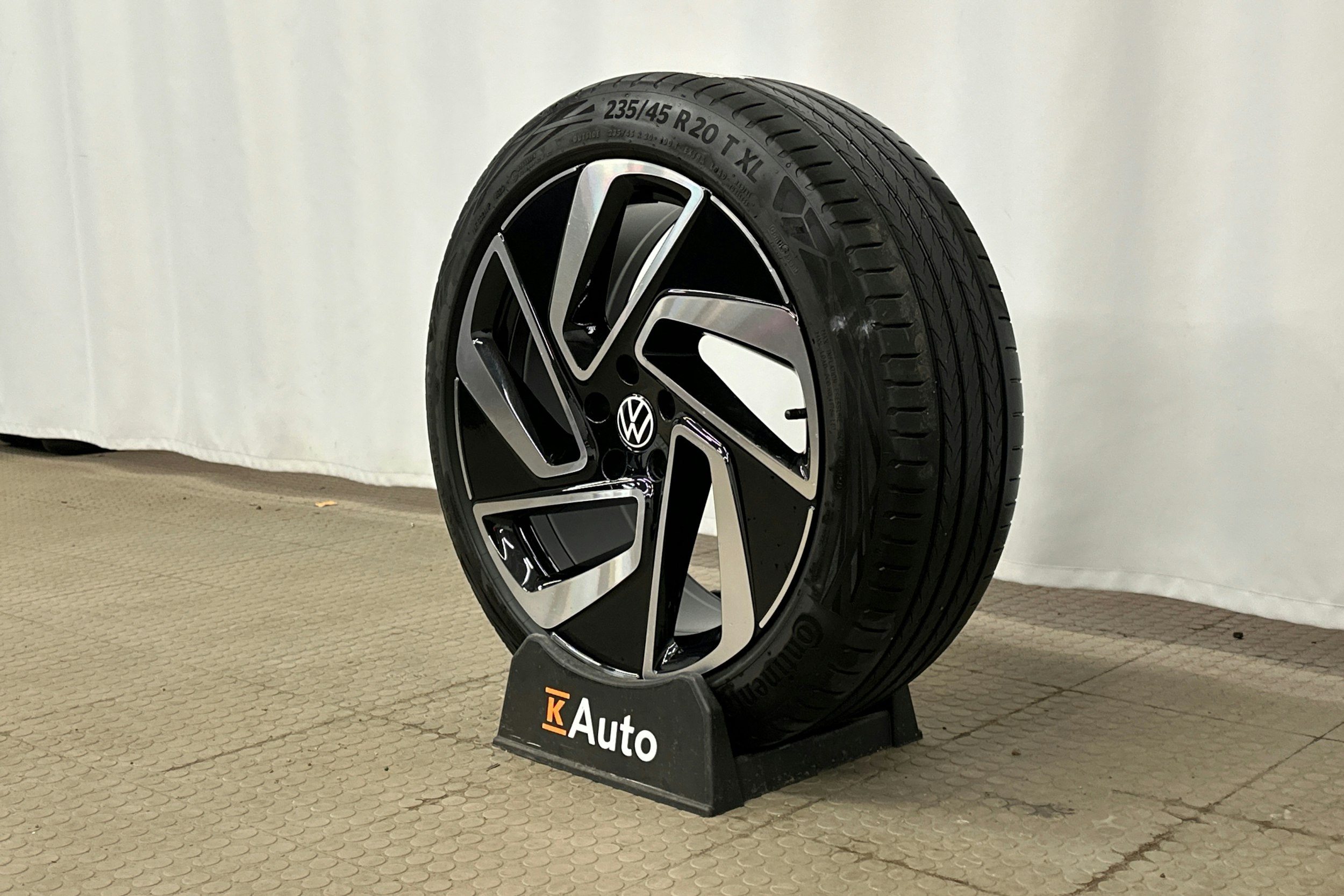 musta Volkswagen ID.7 2024 kuva 13.