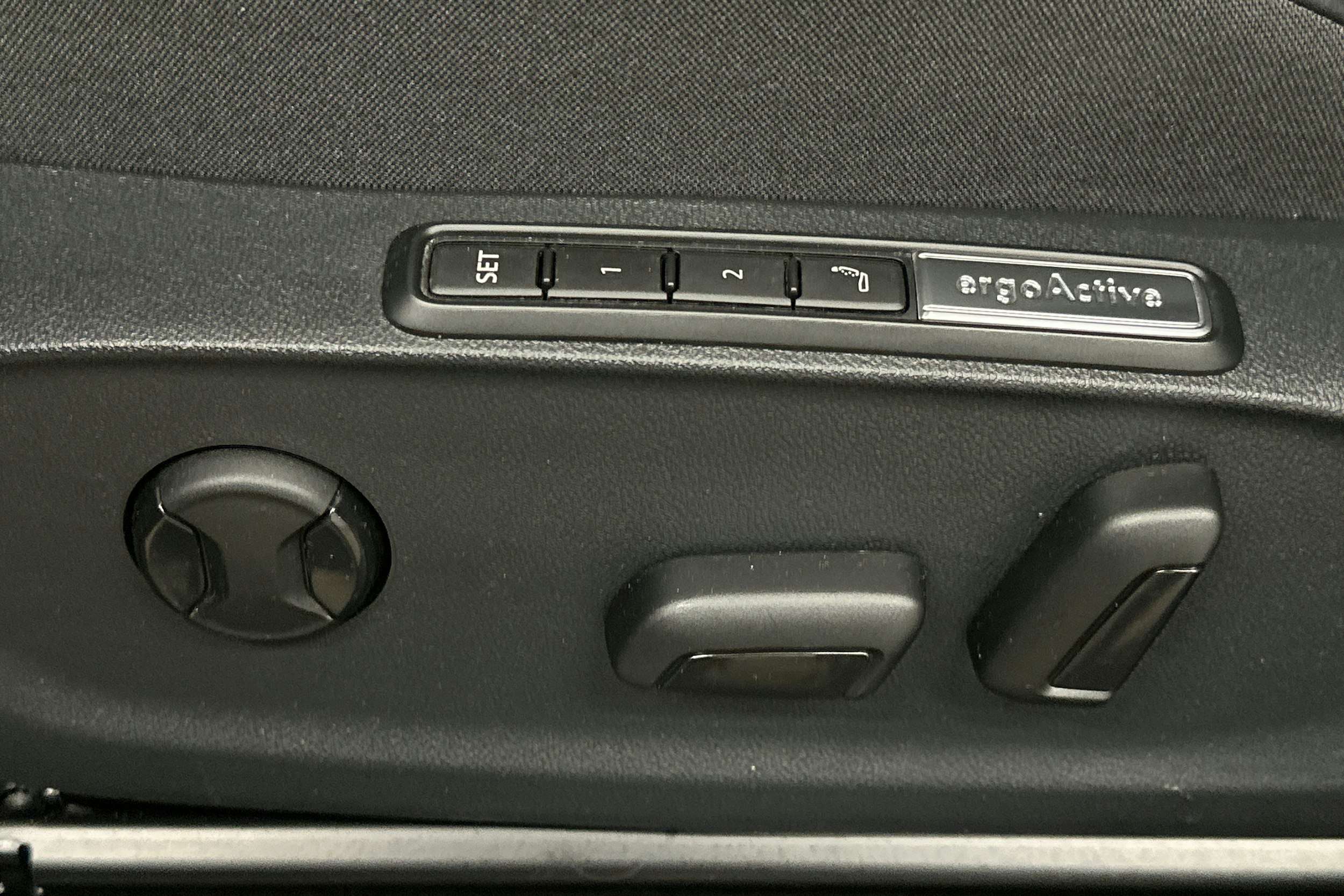 musta Volkswagen ID.7 2024 kuva 18.