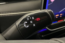 sininen Volkswagen ID.7 2024 kuva 25.